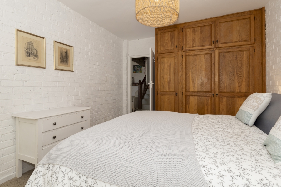 6 Bedroom Property for Sale in West Beach Eastern Cape